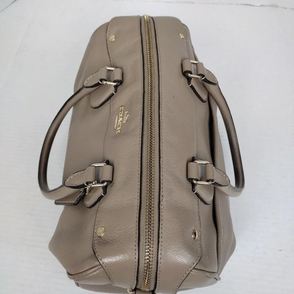COACH F36672 Bennett Satchel Taupe Tan Pebble Leather Hand Bag Medium